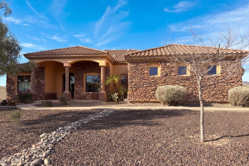 Photo 12 of 137 of 16806 W Dove Wing Way, Surprise, AZ