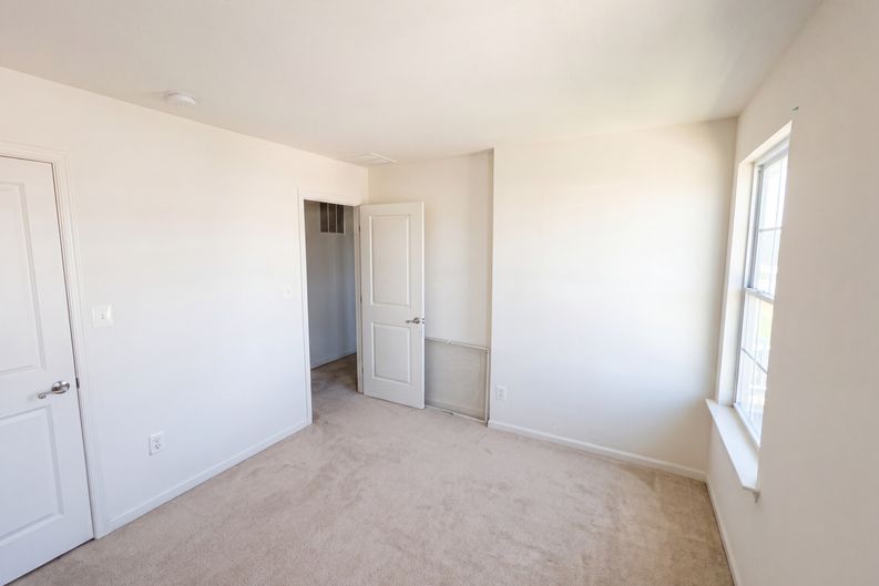 Photo 10 of 23 of 176 Bellflower Ln, Magnolia, DE