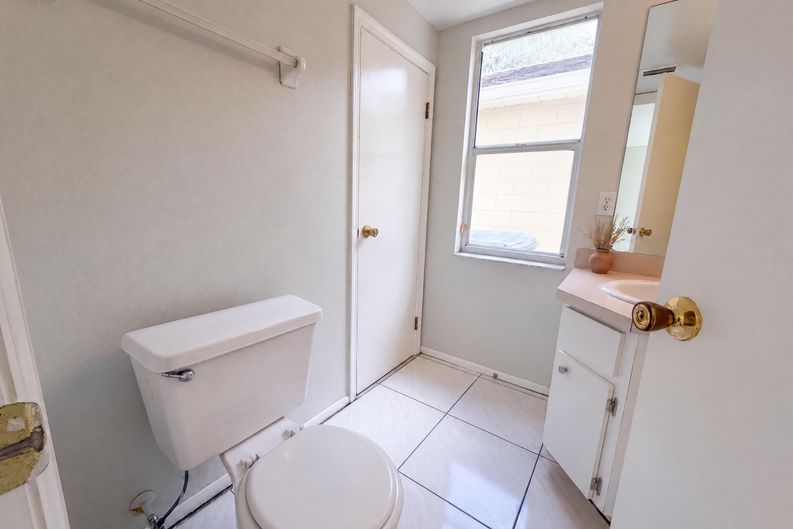 Photo 19 of 22 of 1611 Callie Ct, Apopka, FL