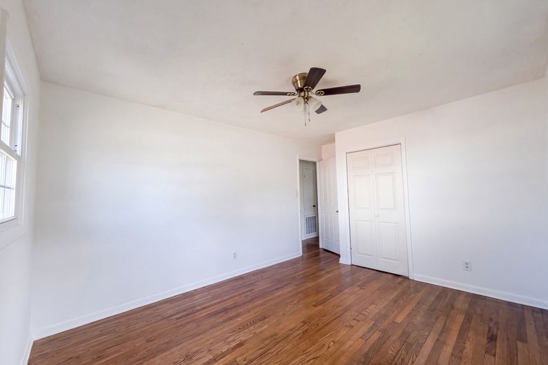Photo 12 of 17 of 2806 E Cramer Dr, Fayetteville, NC