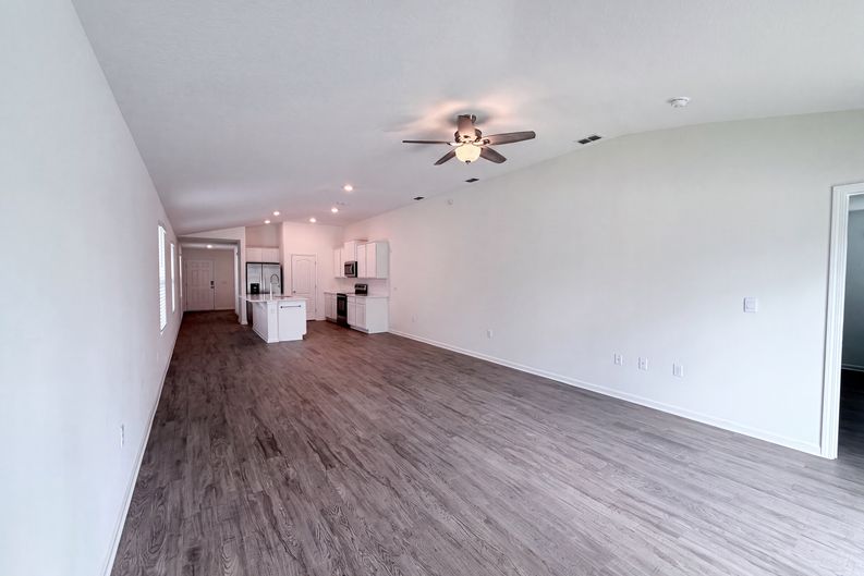 Photo 3 of 18 of 3166 Rustic Deer Way, Green Cove Springs, FL