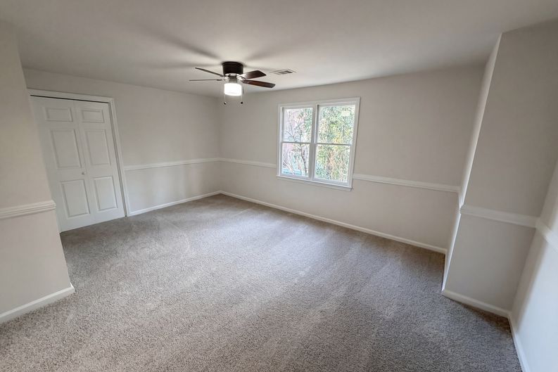 Photo 21 of 25 of 5011 Lake Holw, Douglasville, GA