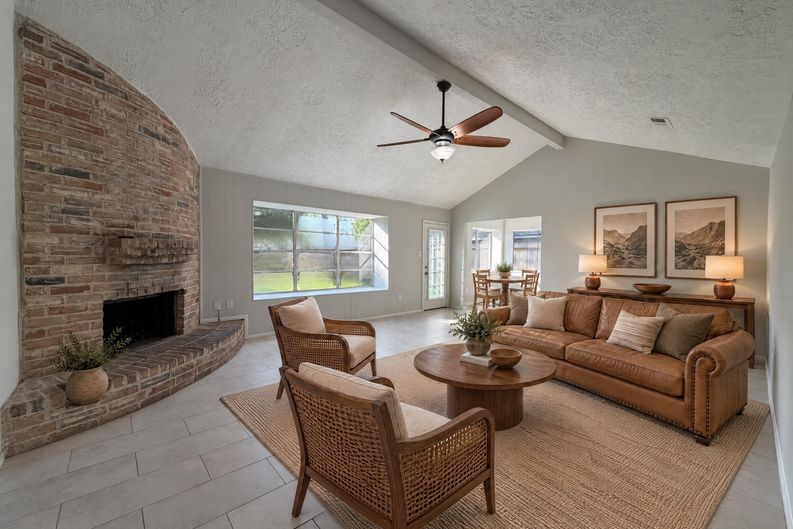 Photo 18 of 31 of 23110 Pennsgrove Rd, Spring, TX