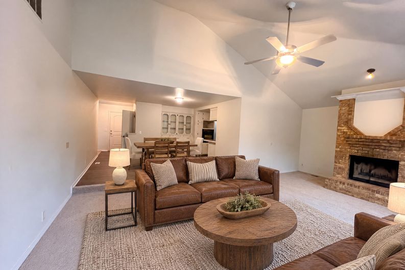 Photo 3 of 24 of 1709 Baron Dr, Norman, OK