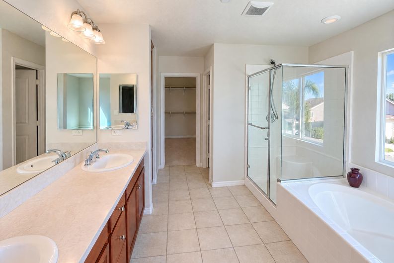 Photo 6 of 21 of 31585 Chamise Ln, Murrieta, CA