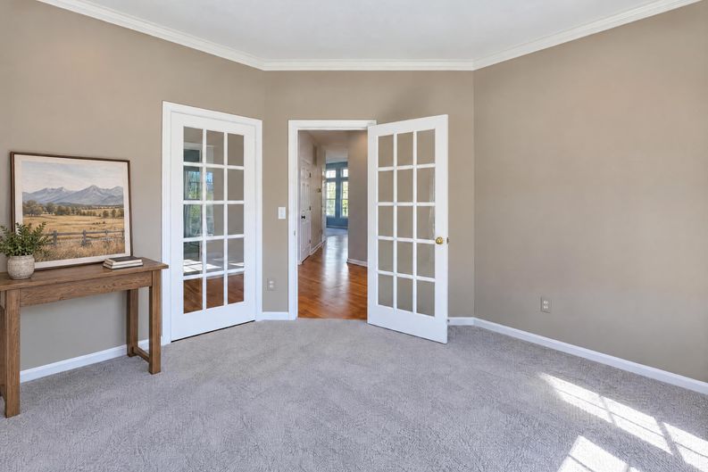 Photo 7 of 23 of 5240 Terrace Ridge Dr, Milford, OH