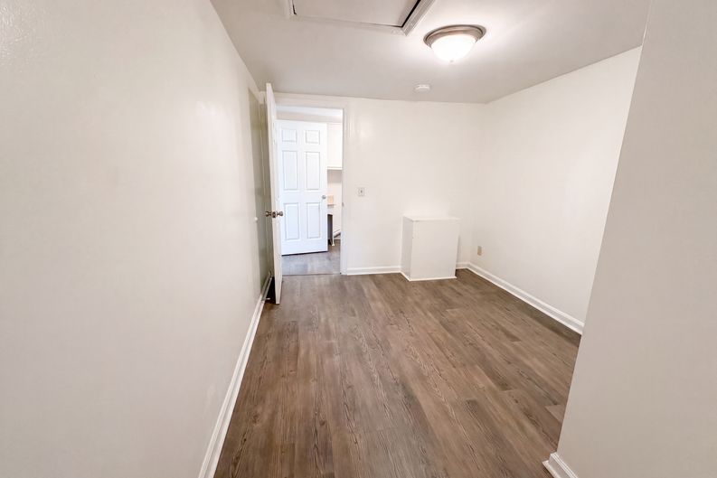 Photo 12 of 23 of 1502 Pine St, West Columbia, SC