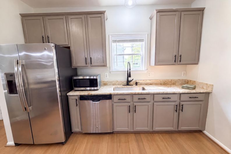 Photo 8 of 25 of 2800 Orchard Summit Ct, Hyattsville, MD