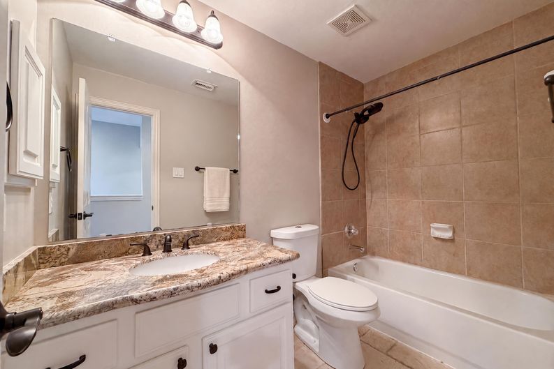 Photo 16 of 25 of 21431 Wild Jasmine Ln, Katy, TX