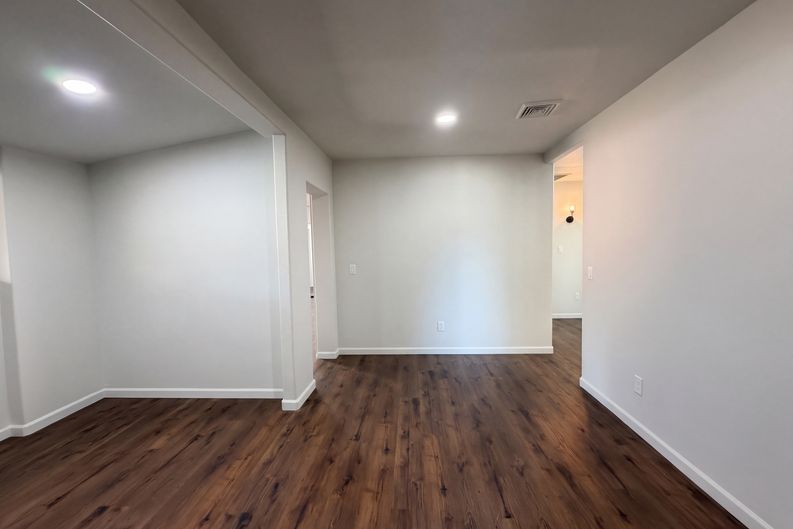 Photo 8 of 51 of 3016 N 47th St, Phoenix, AZ