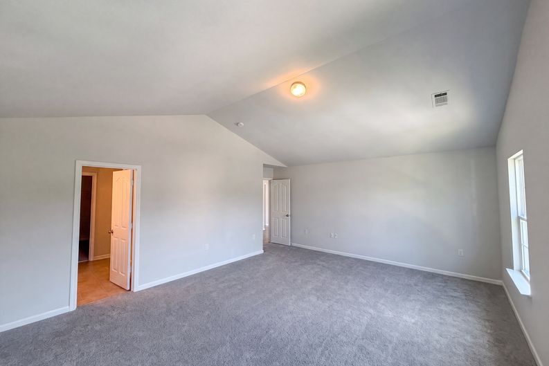 Photo 4 of 23 of 802 Bartram Ave, Concord, NC