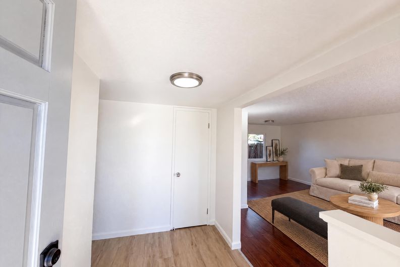 Photo 7 of 39 of 4948 Dewey Dr, Fair Oaks, CA