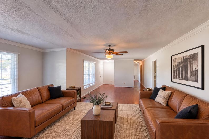 Photo 6 of 16 of 3311 Woodmere Ct, Hope Mills, NC