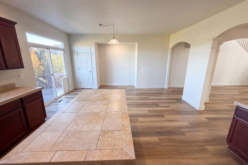 Photo 8 of 54 of 5406 S Fultondale Way, Aurora, CO