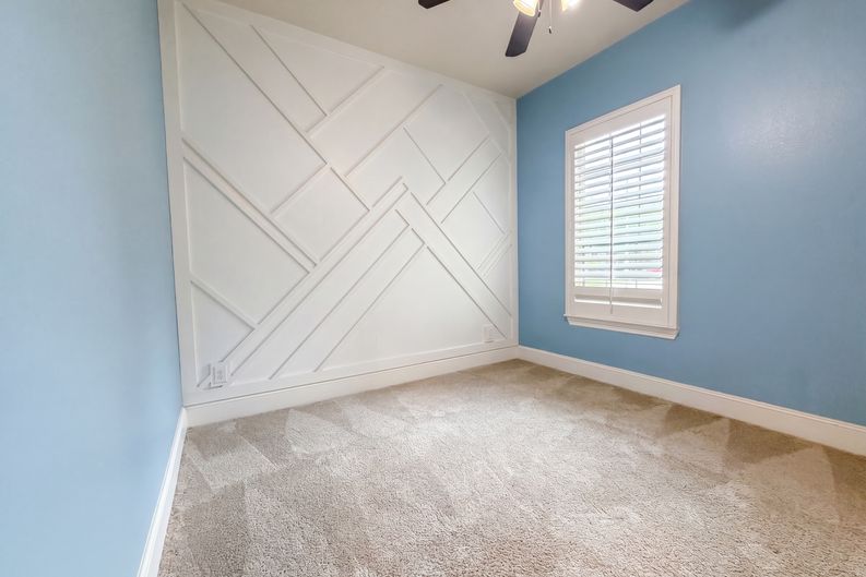Photo 13 of 30 of 27911 Warren Park Dr, Katy, TX