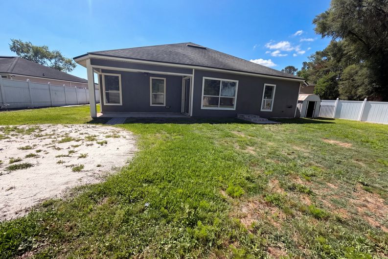 Photo 20 of 21 of 45168 Ingleham Cir, Callahan, FL