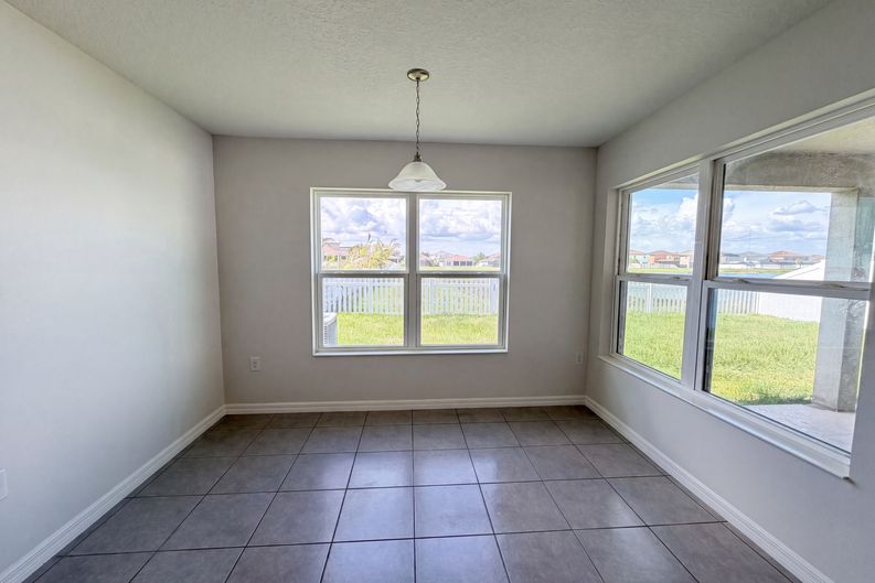 Photo 6 of 31 of 11534 Brighton Knoll Loop, Riverview, FL