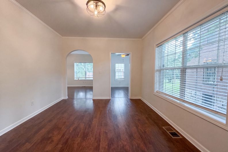 Photo 9 of 21 of 1773 Sylvan Rd SW, Atlanta, GA