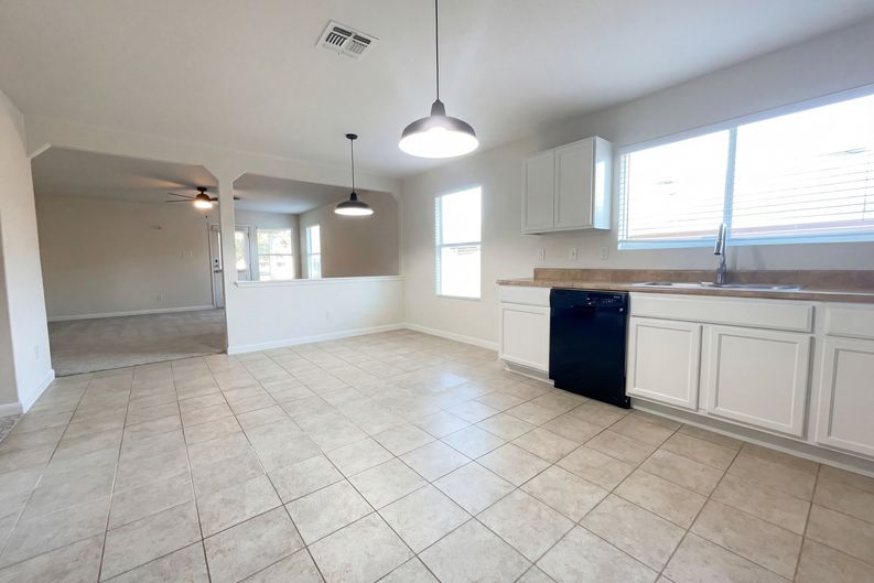 Photo 7 of 16 of 16114 Julep Chase, Schertz, TX