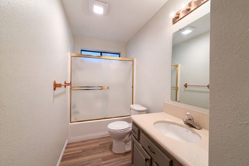 Photo 10 of 11 of 19273 Salvador Ct, Groveland, CA