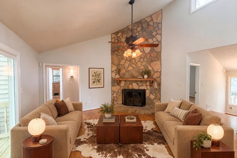 Photo 3 of 21 of 3143 Chase Ct SW, Marietta, GA
