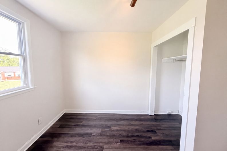 Photo 6 of 16 of 1447 Snell Blvd, Nashville, TN