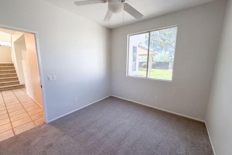Photo 16 of 26 of 33825 Glenoaks Dr, Yucaipa, CA