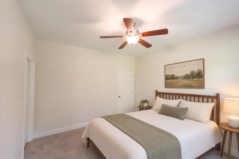 Photo 14 of 22 of 2043 Pinecrest Dr, Nashville, TN