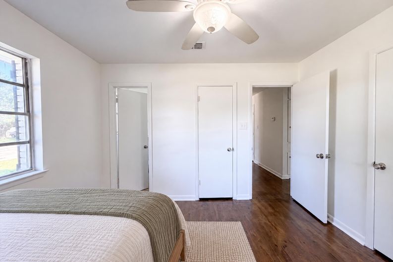 Photo 15 of 16 of 1213 S Ridgeway Dr, Cleburne, TX