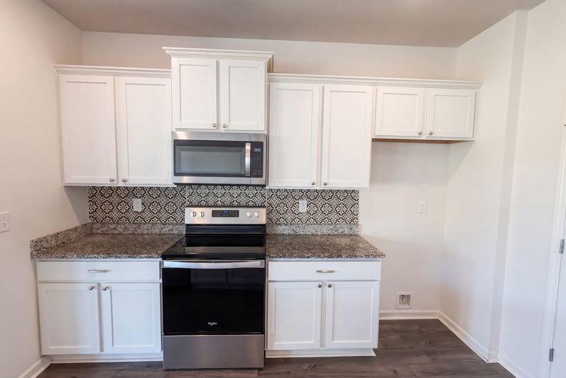 Photo 7 of 25 of 8130 Highland Dr SW, Covington, GA