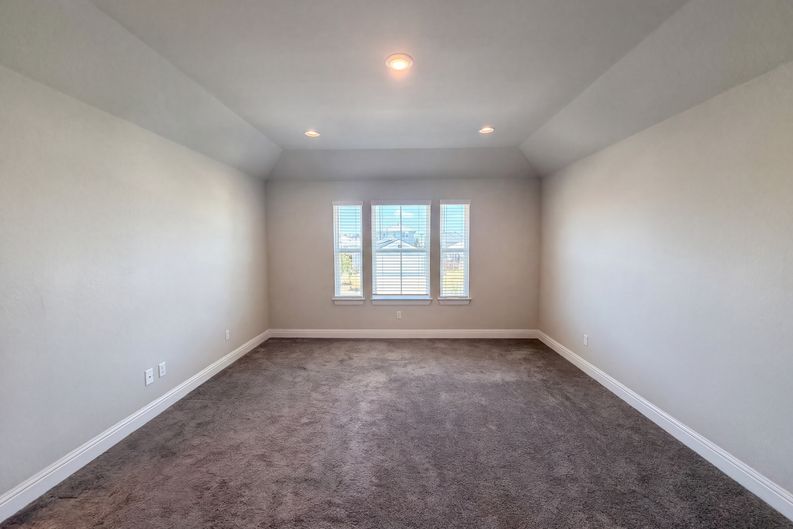 Photo 6 of 20 of 124 Crescent St, Georgetown, TX