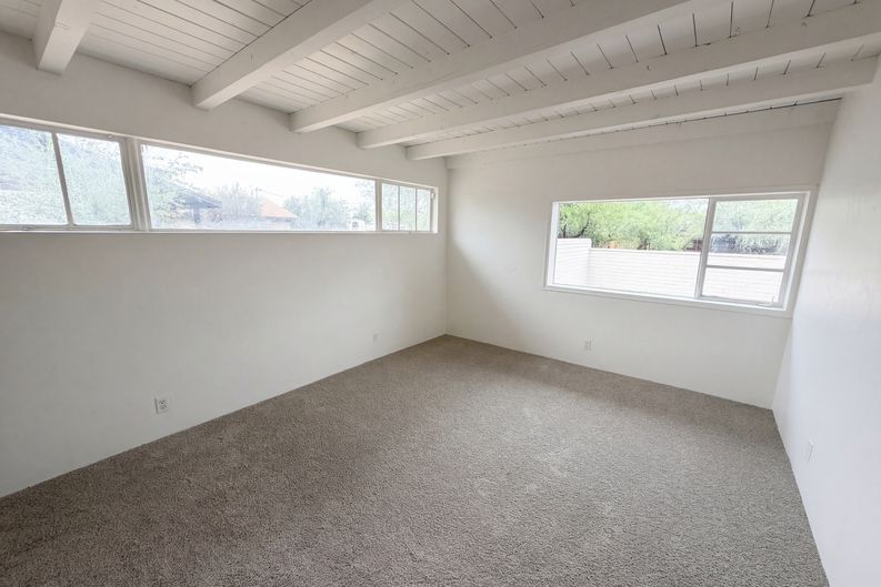 Photo 4 of 16 of 5211 E 20th St, Tucson, AZ