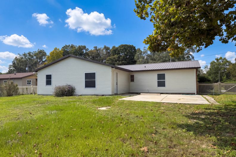 Photo 5 of 22 of 4355 NW 26th Ave, Ocala, FL