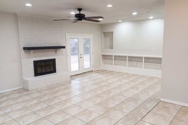 Photo 10 of 22 of 7746 Grundy St, Pensacola, FL