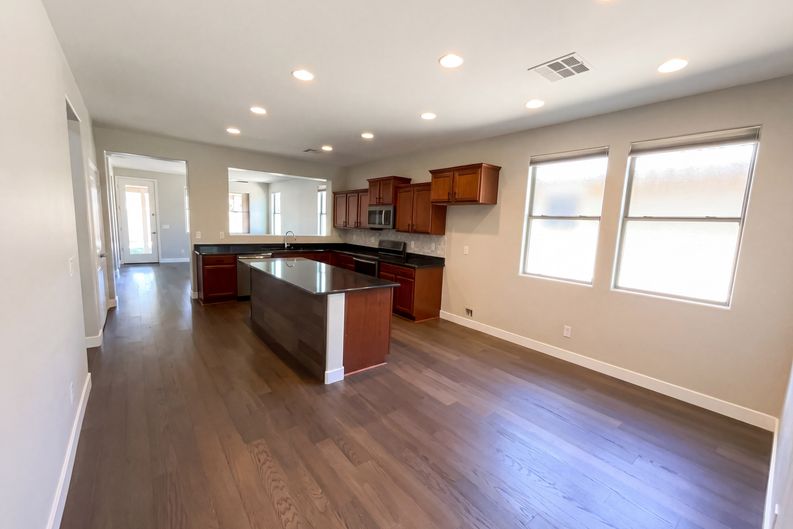Photo 8 of 21 of 4648 S Twinleaf Dr, Gilbert, AZ