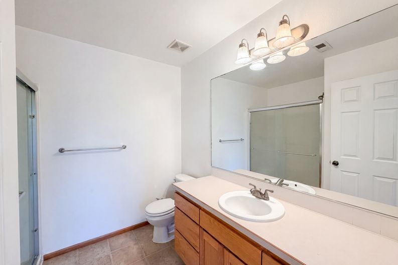 Photo 14 of 20 of 3344 Oakcrest Dr, Forest Grove, OR