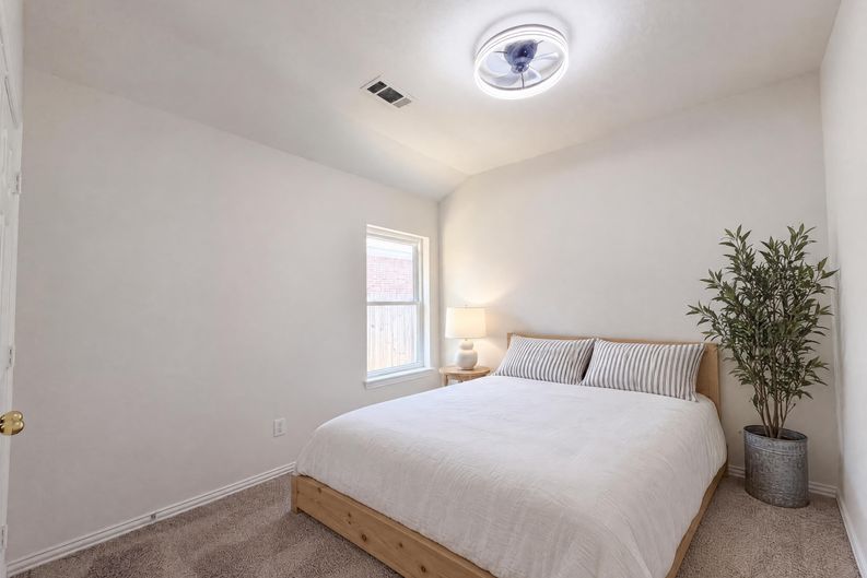Photo 9 of 15 of 6312 Candletree Ln, McKinney, TX