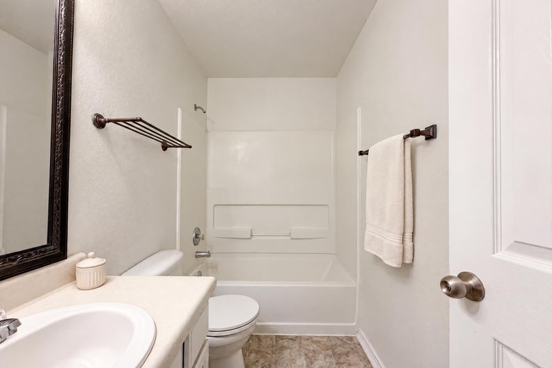 Photo 13 of 16 of 413 E Vega Ln, Killeen, TX