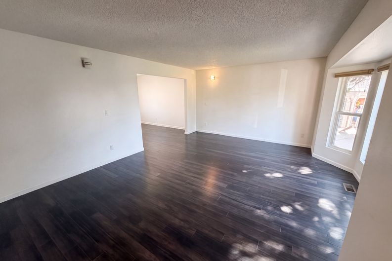Photo 6 of 39 of 20890 E Sussex Ct, Parker, CO