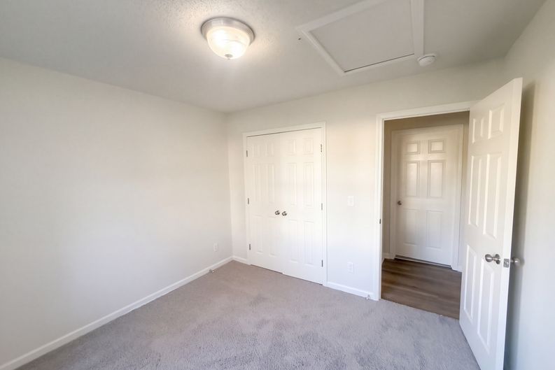Photo 20 of 42 of 207 Hurston Way, Greensboro, NC