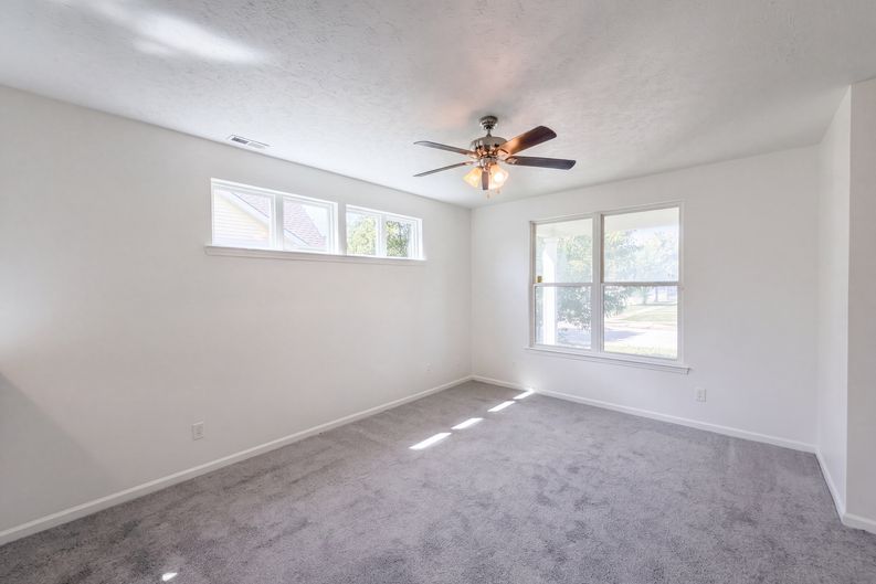 Photo 4 of 21 of 2913 Hervey St, Indianapolis, IN