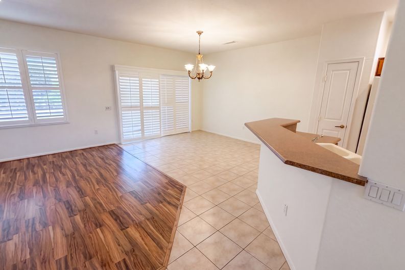 Photo 12 of 34 of 17220 W Cordova Ct, Surprise, AZ