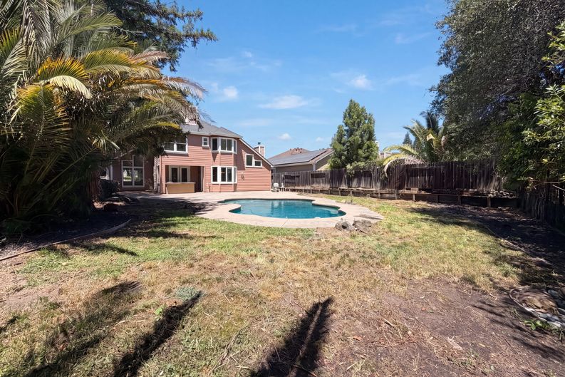 Photo 29 of 31 of 4711 Wildflower Ln, Rocklin, CA