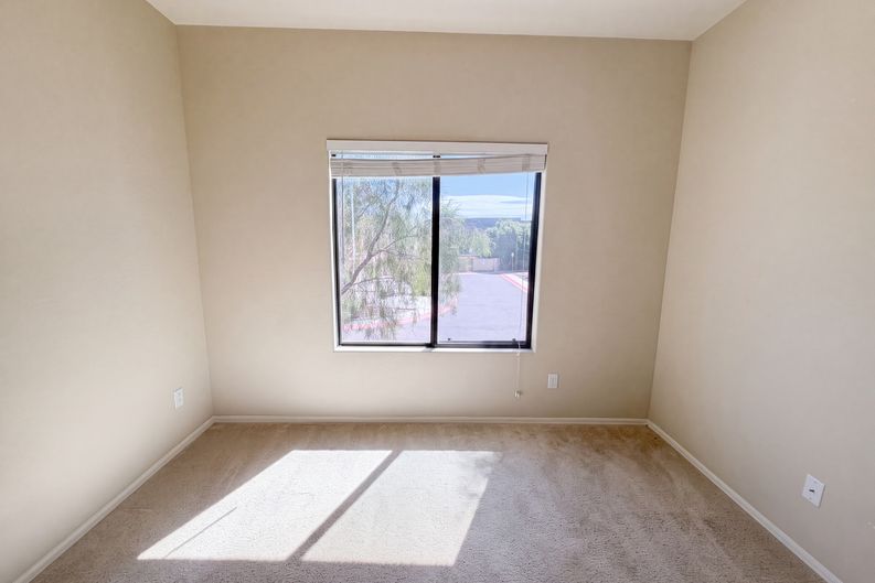 Photo 12 of 22 of 21655 N 36th Ave, Glendale, AZ
