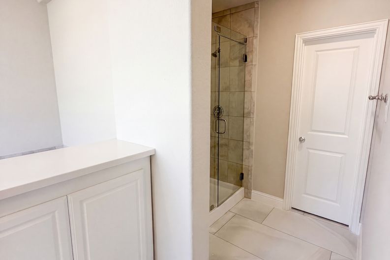 Photo 19 of 31 of 9920 Pikes Peak Pl, Little Elm, TX