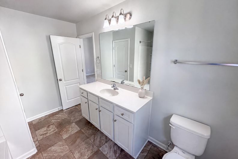 Photo 15 of 21 of 8222 Gabon Ct, Charlotte, NC