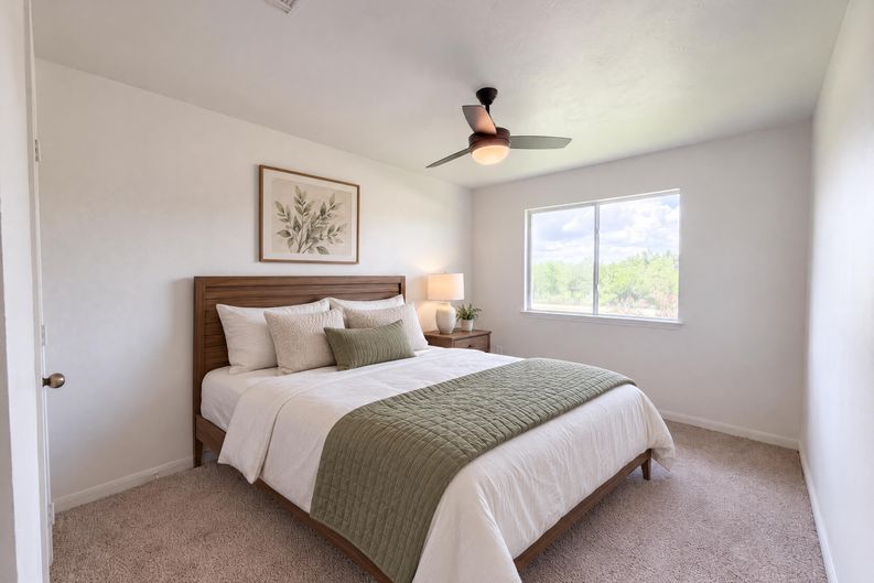 Photo 8 of 25 of 4519 S Ridgewalk Dr, Houston, TX