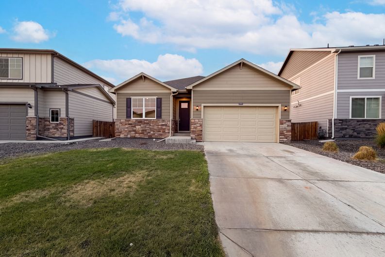 Photo 30 of 38 of 2341 Mountain Sky Dr, Fort Lupton, CO