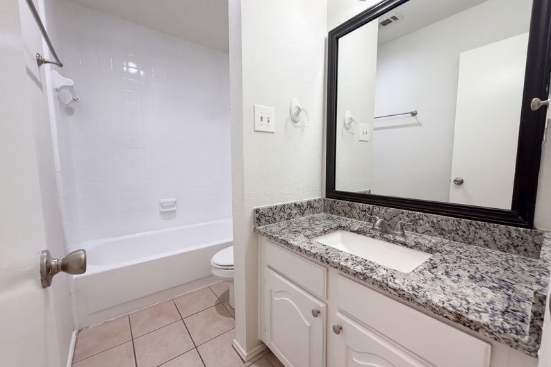 Photo 12 of 17 of 6315 Welles Fawn Cir, San Antonio, TX