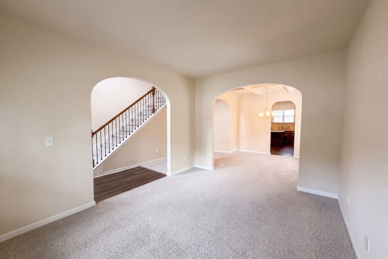 Photo 9 of 18 of 6543 Chason Woods Ct, Jonesboro, GA